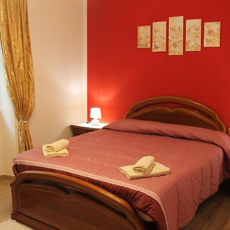 Casa Vacanze Nonna Nunzia Villa บอซา ภายนอก รูปภาพ