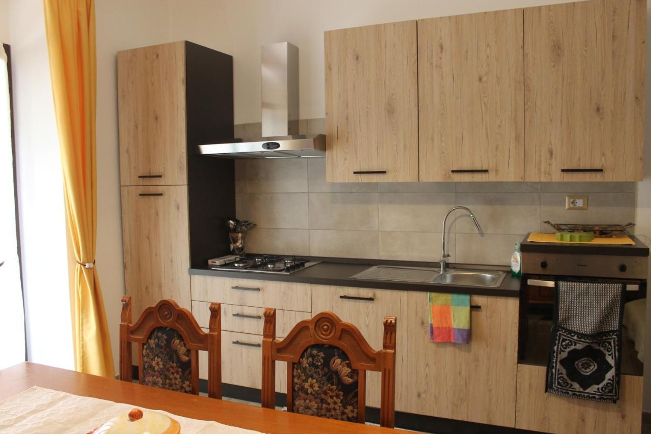 Casa Vacanze Nonna Nunzia Villa บอซา ภายนอก รูปภาพ